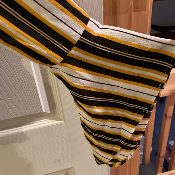 Rue21 - Picture 4 of 4